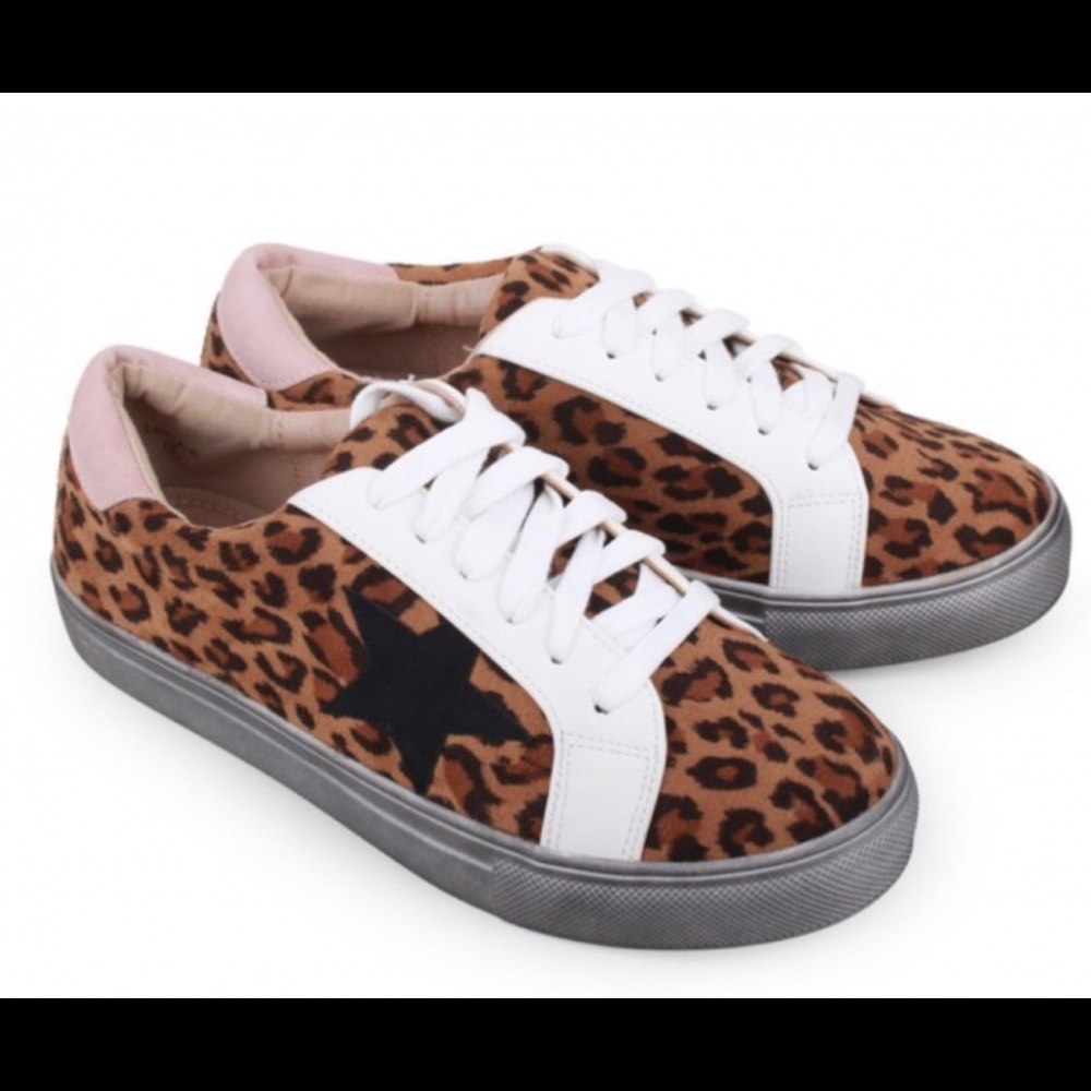 Leopard print star sneakers